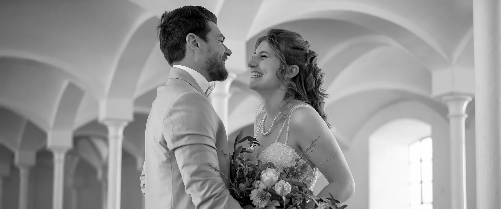 Hochzeitsvideo oder Hochzeitsfotos? Was ist besser?